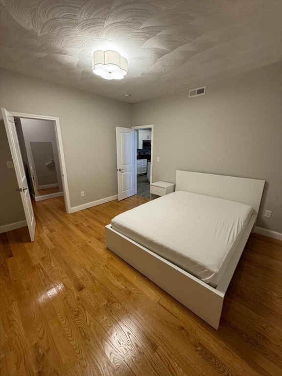 Spacious 1-Bed for Rent in Boston