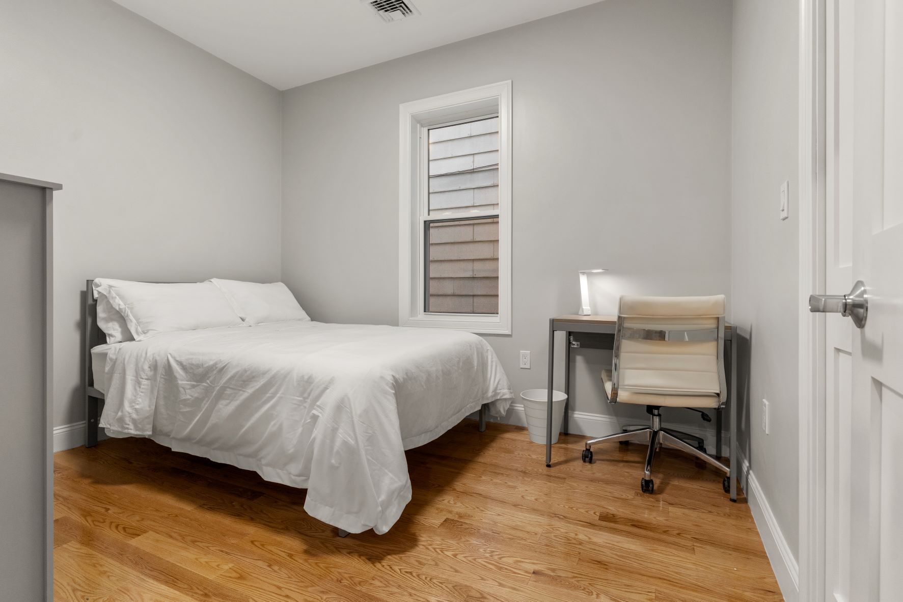 Bright 1-Bed for Rent in South Boston